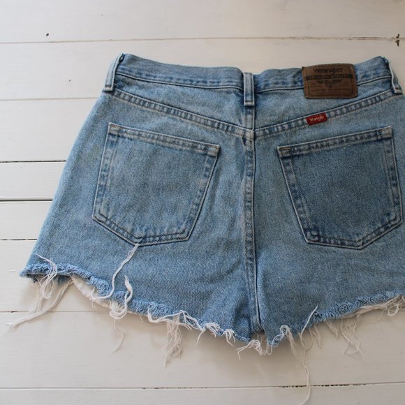 Wrangler Light Wash Distressed Denim Shorts - Picture 8 of 9